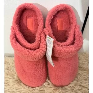 Crocs Pink Faux Fur Lined Clogs Cozy Slippers Fuzzy M11 NWT